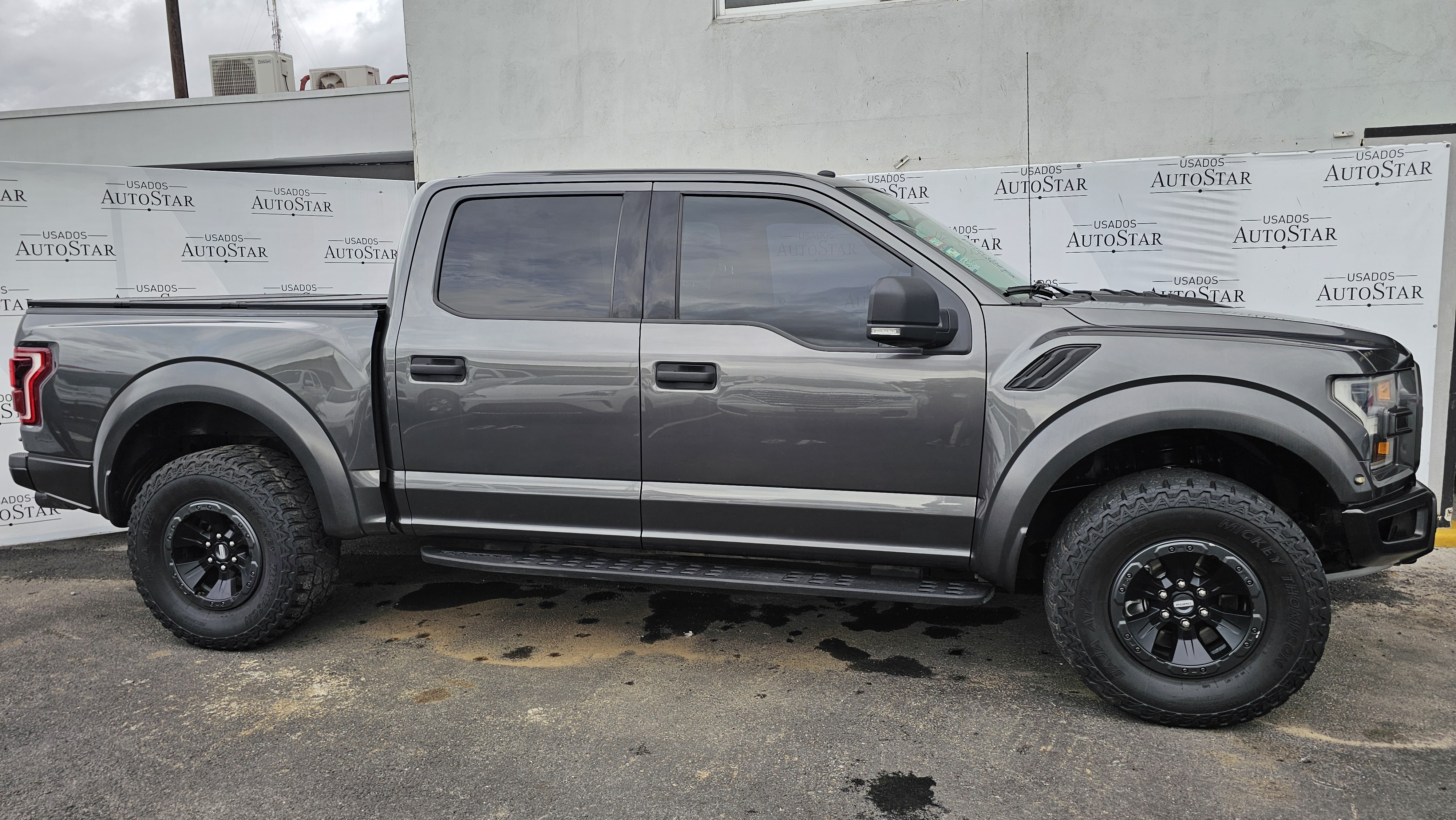 FORD F150