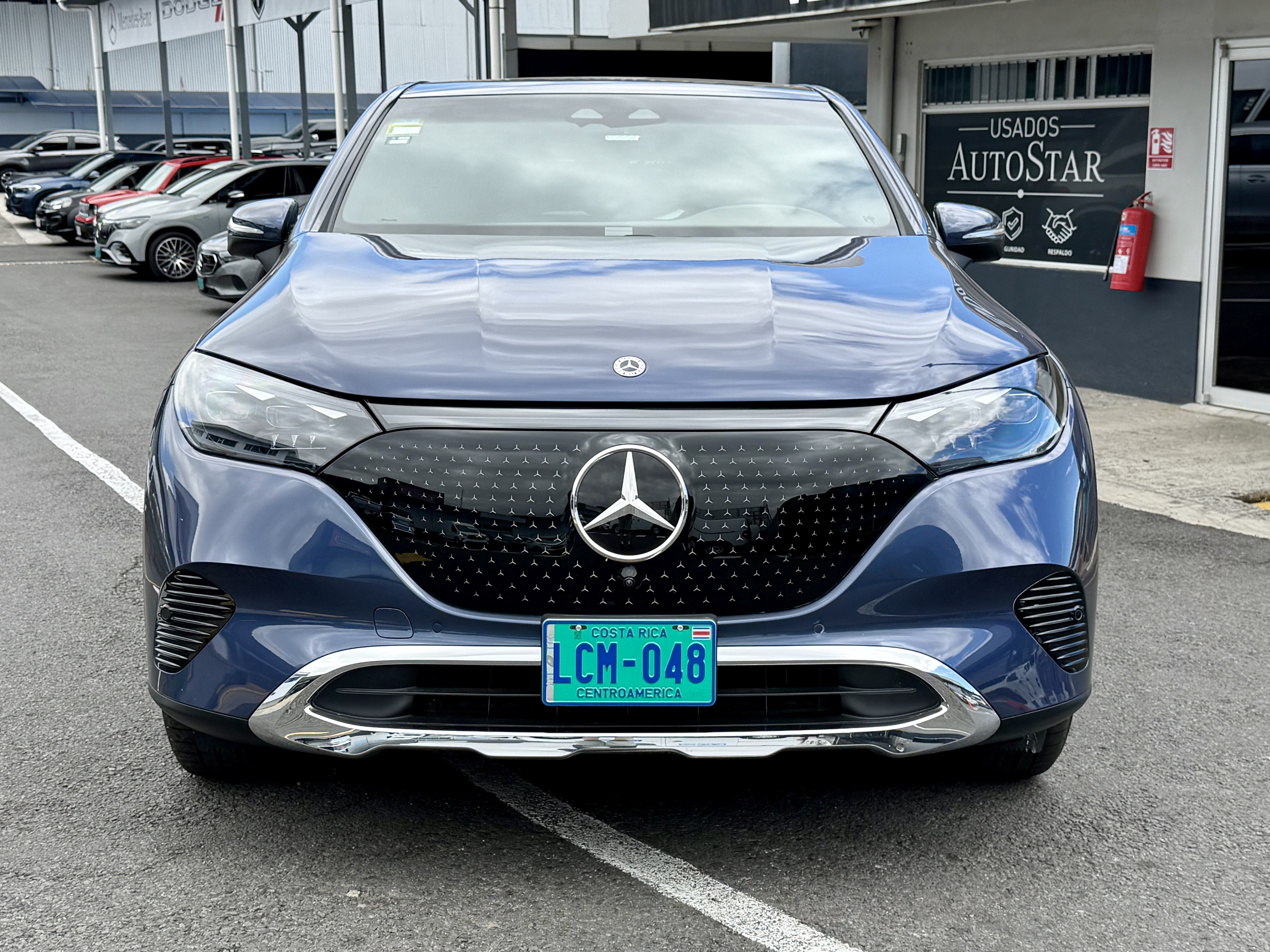 MERCEDES-BENZ EQE SUV