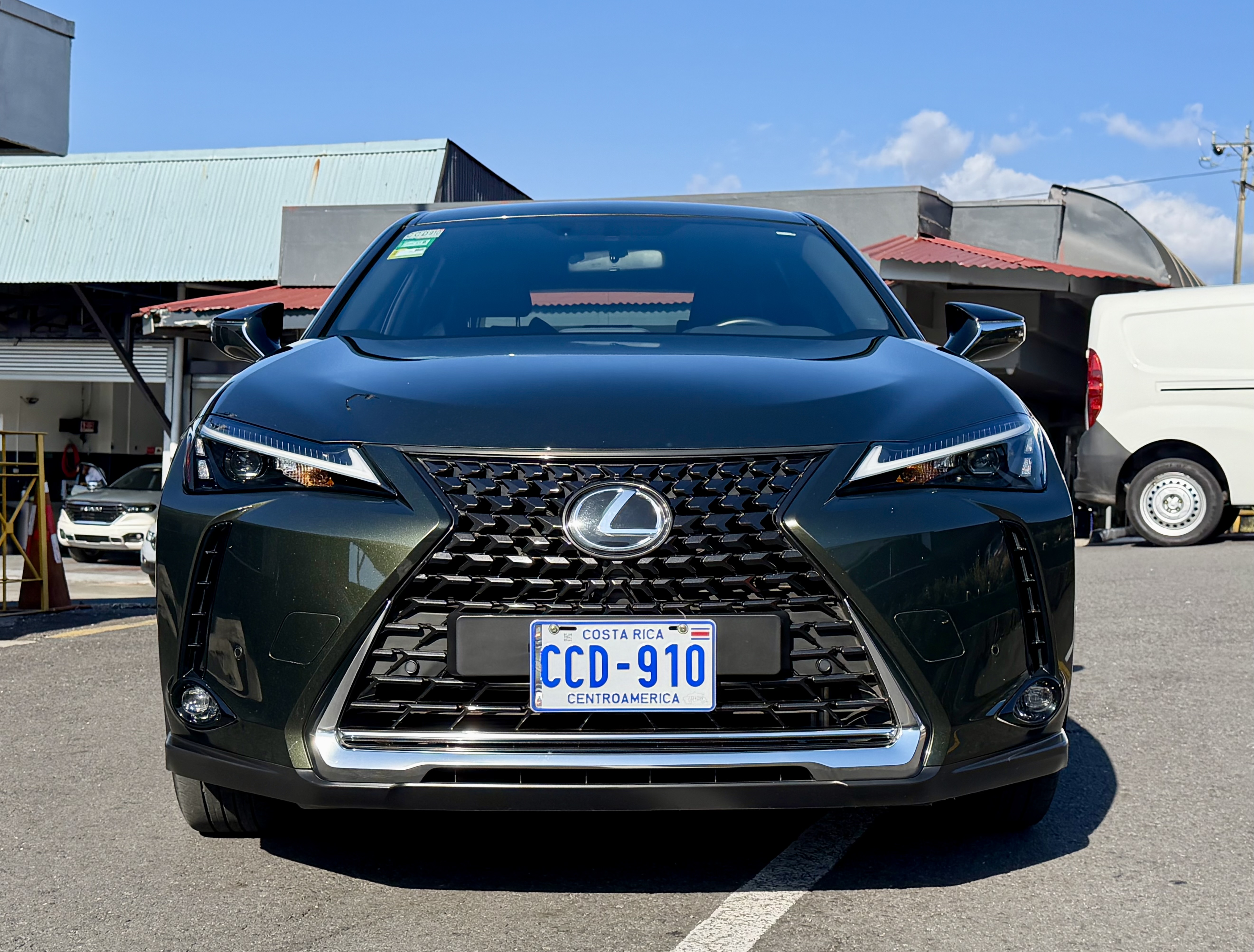 LEXUS UX250H