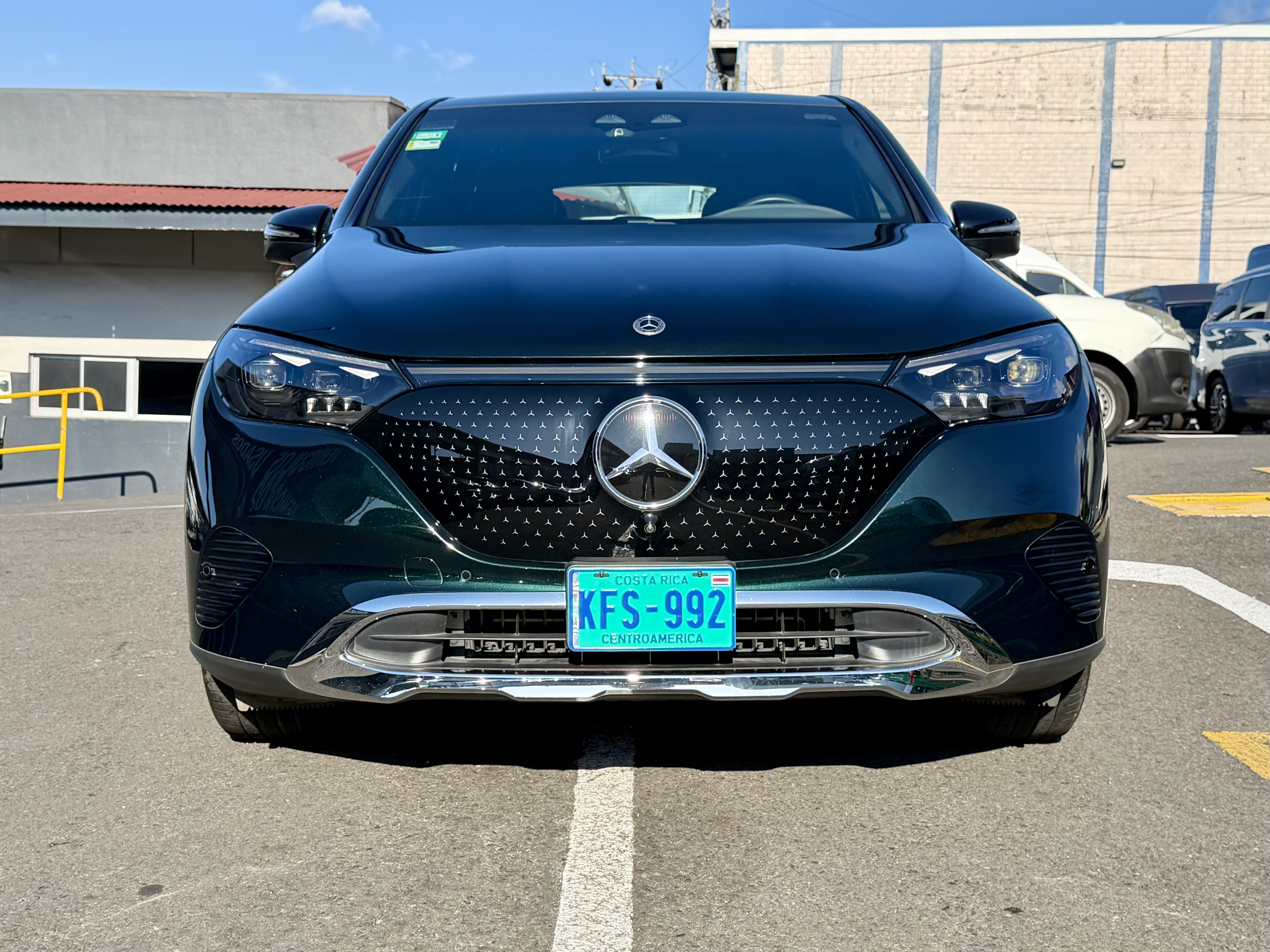 MERCEDES-BENZ EQE SUV