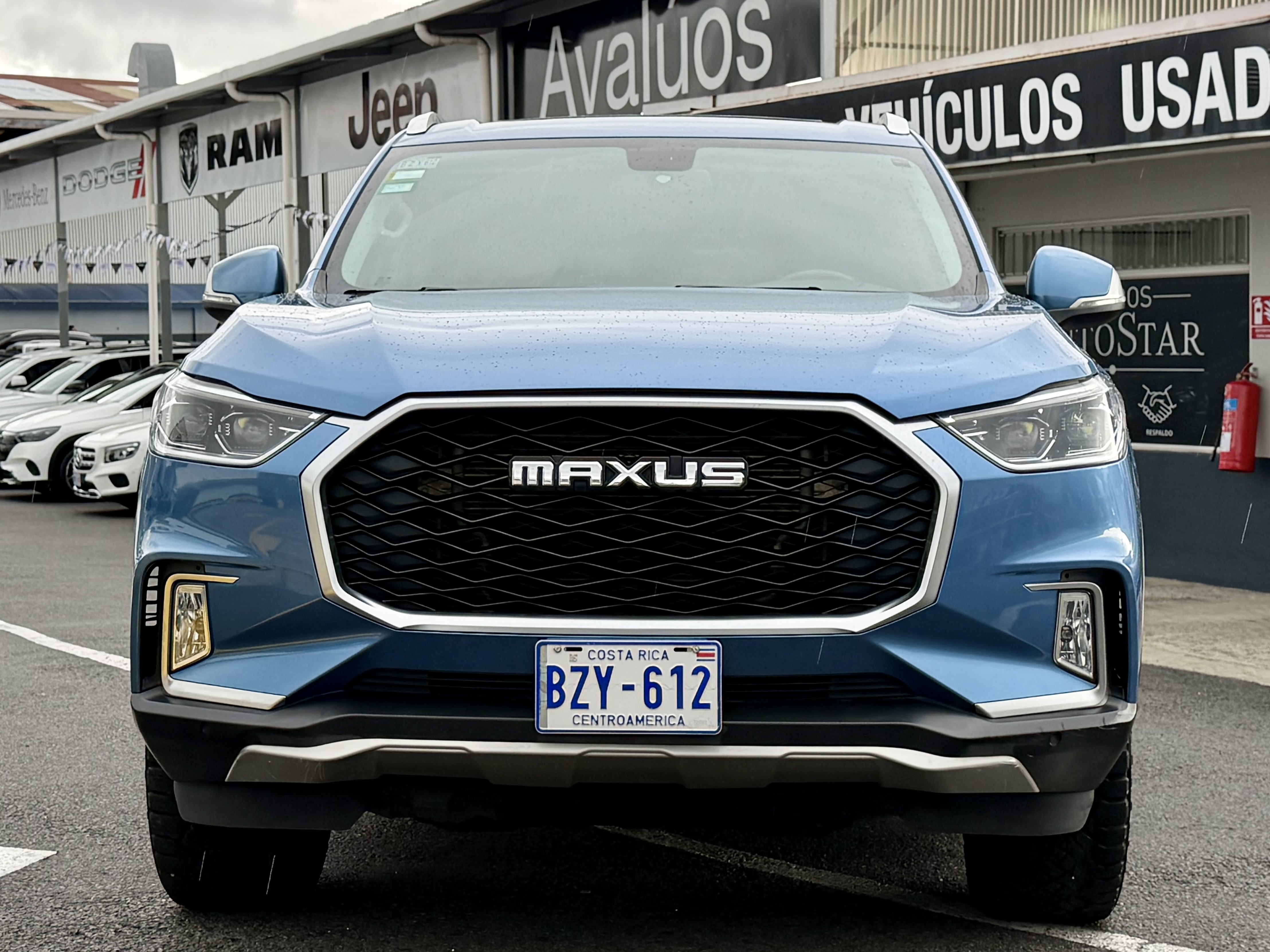 MAXUS D90