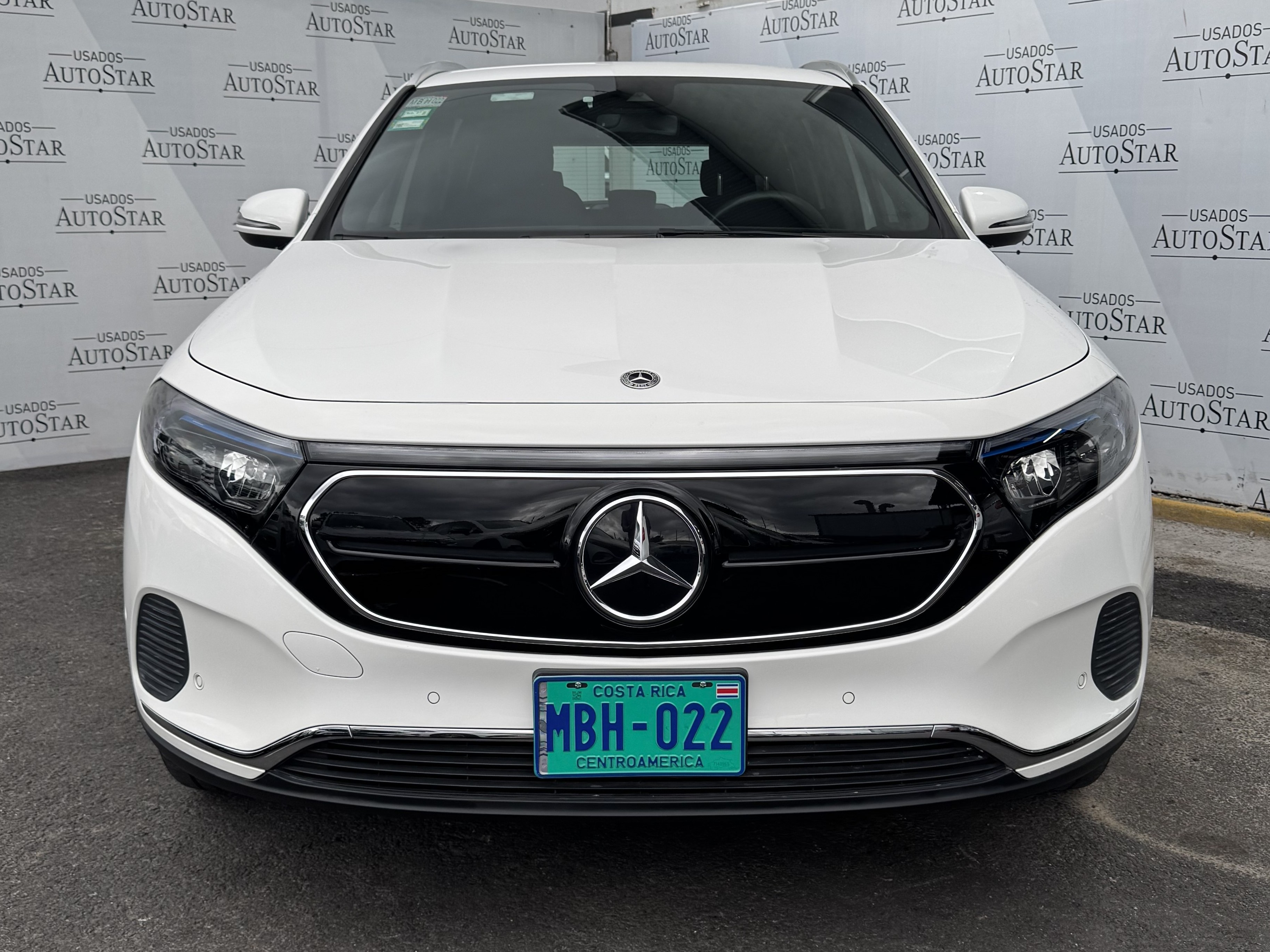 MERCEDES-BENZ EQA 350