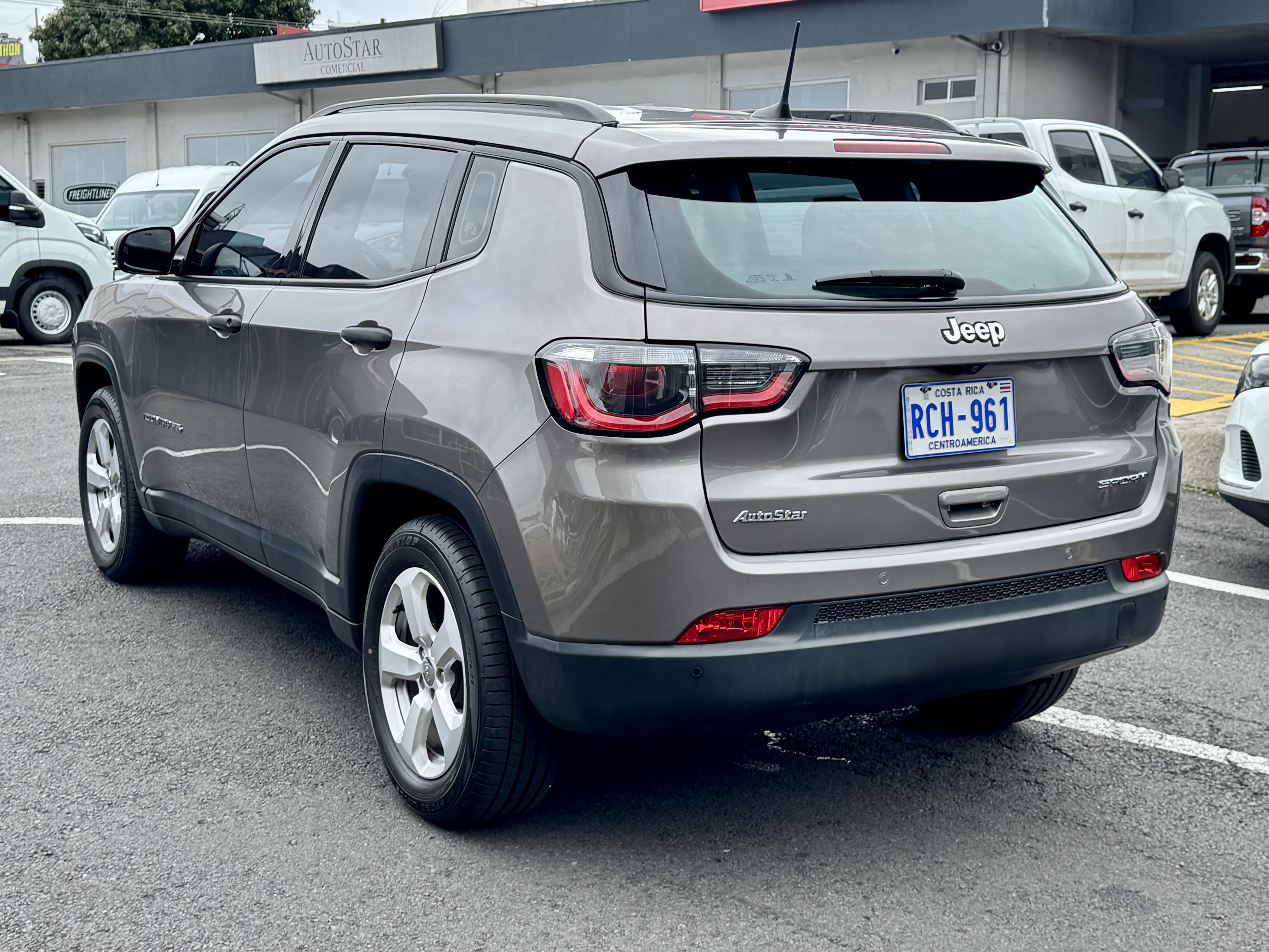 JEEP COMPASS