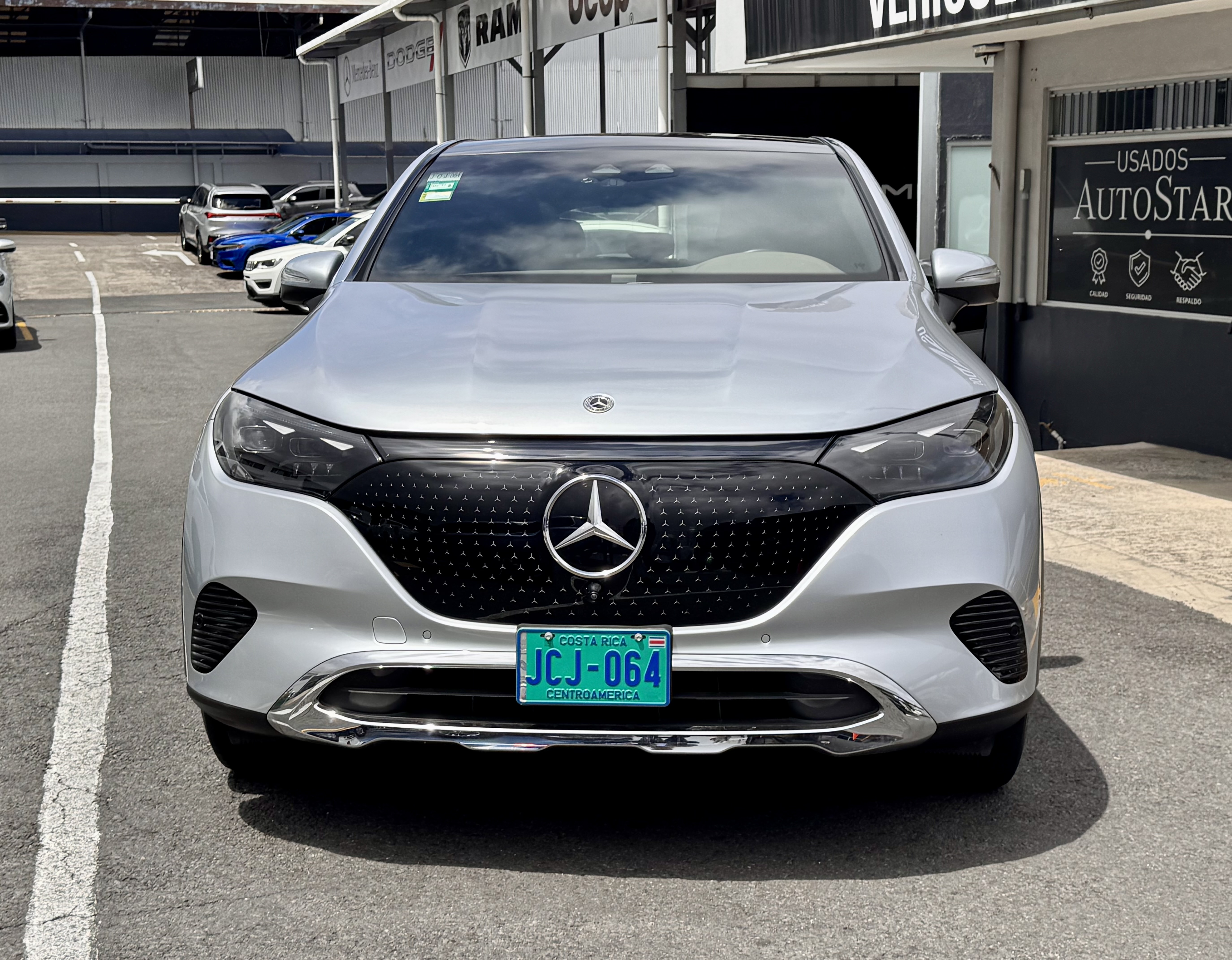 MERCEDES-BENZ EQE SUV