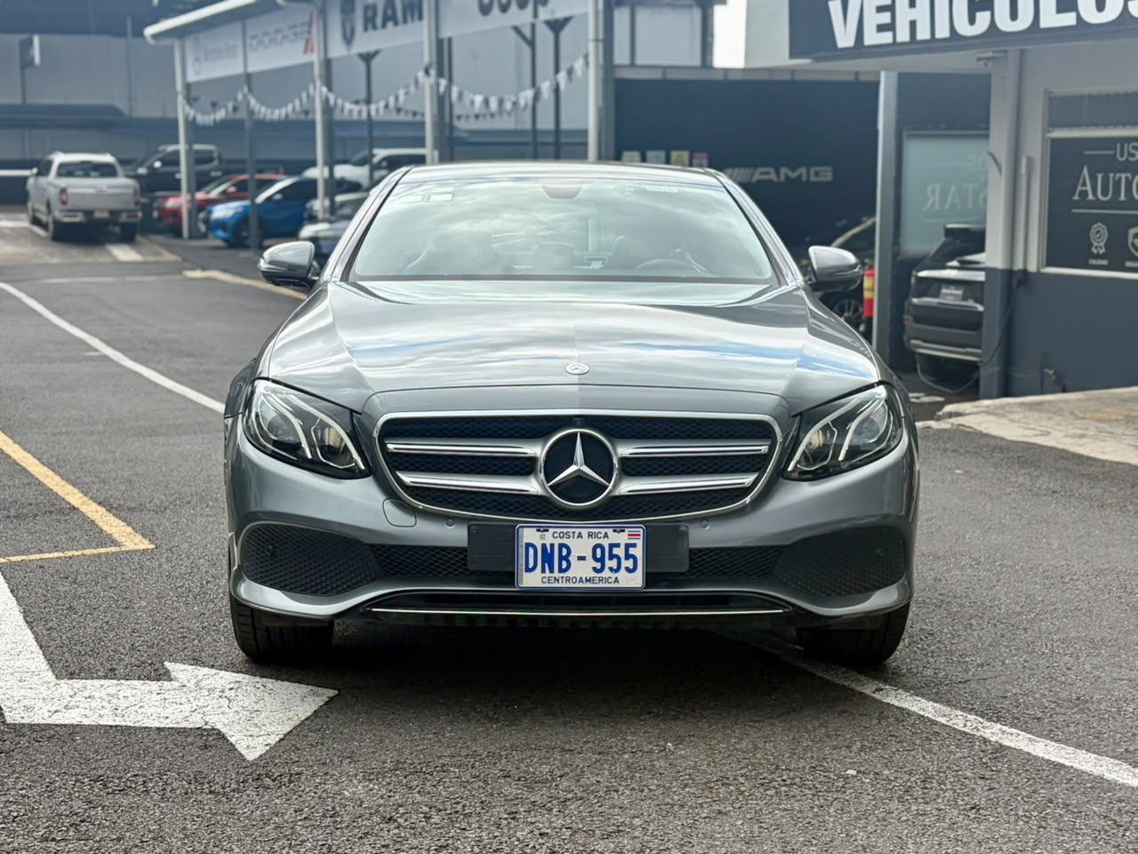 MERCEDES-BENZ E